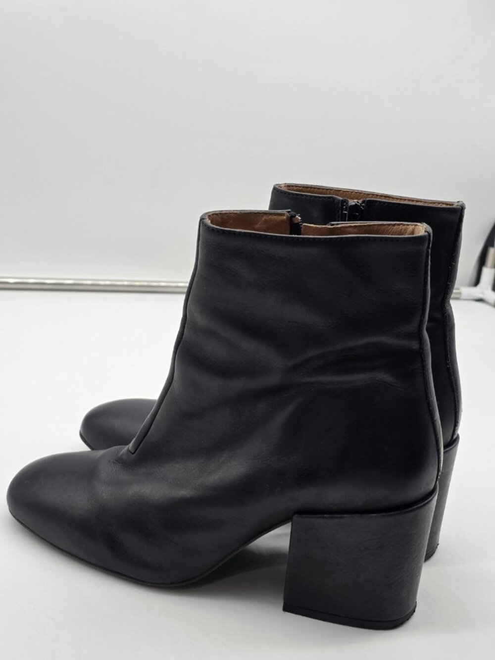 Free People Boots Womens 7.5 Black Nicola Leather Ankle Block Heel Zip Booties - Picture 6 of 12